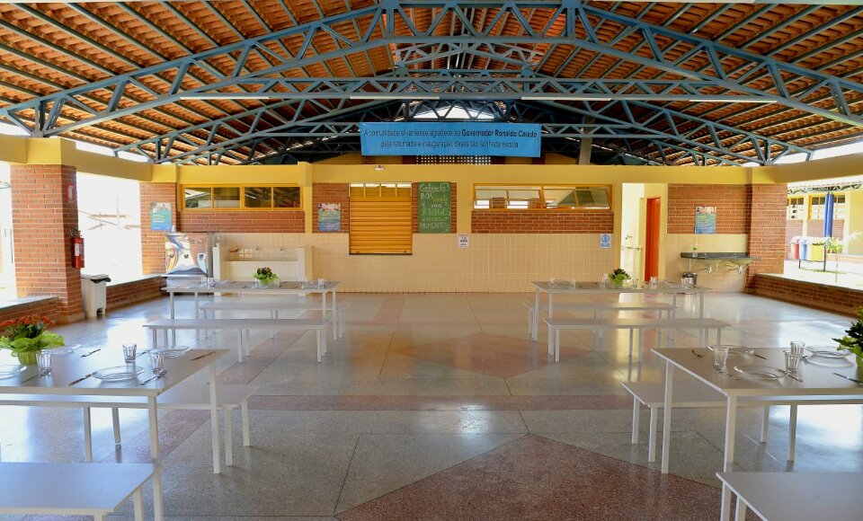 “Quero transformar as escolas nas melhores do país”, diz Caiado ao inaugurar colégio