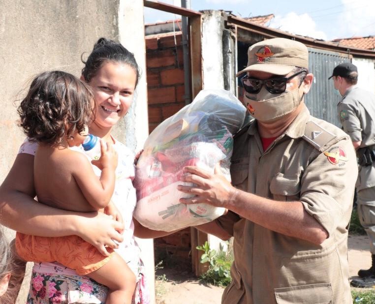 Mais de 14 mil cestas básicas são entregues em Goiânia
