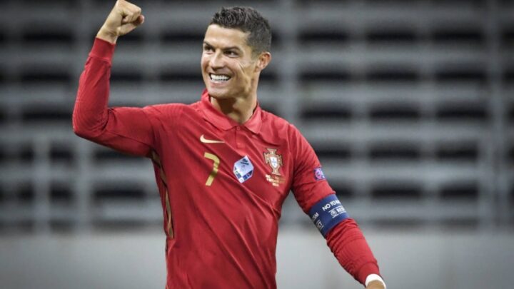 Cristiano Ronaldo é escolhido o maior jogador europeu do século em eleição promovida pela BBC