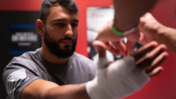 UFC: Antonio Arroyo conta com amuleto especial no córner em busca da primeira vitória