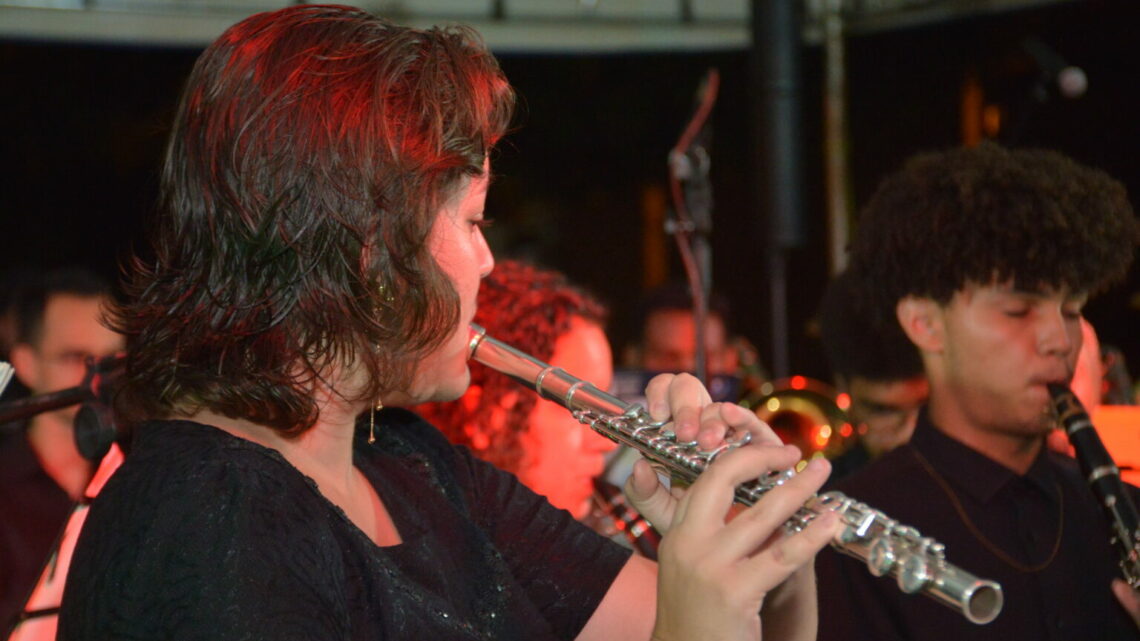 Escola de Música de Aparecida está com inscrições abertas para cursos de canto e instrumentos