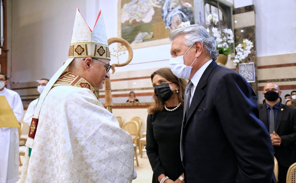 Caiado prestigia posse do novo arcebispo de Goiânia