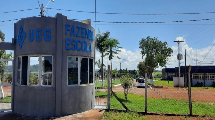 Caiado anuncia construção de Hospital Veterinário na UEG