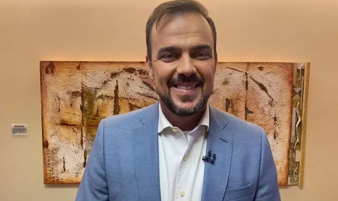 Jornal Anhanguera entrevista o candidato ao Governo de Goiás Gustavo Mendanha