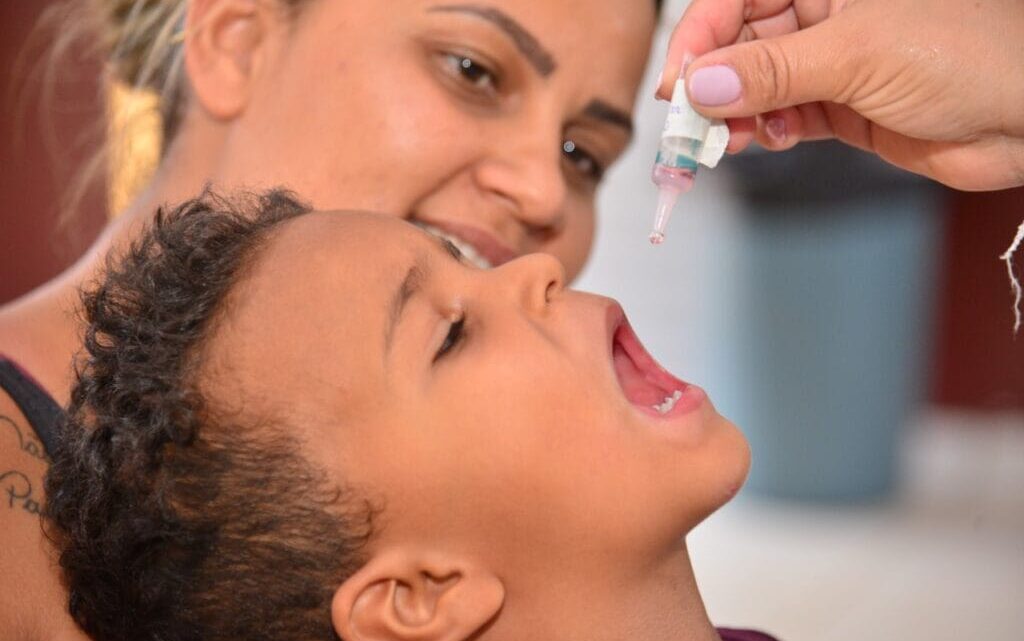 Aparecida segue com a Campanha de Multivacinação e Paralisia Infantil em 35 postos fixos