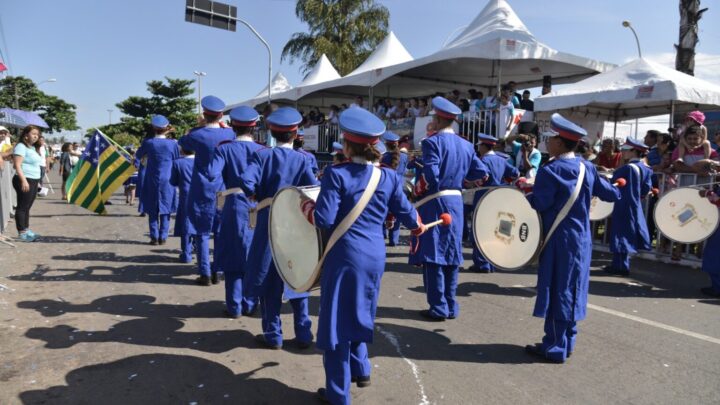 Aparecida comemora 101 anos com tradicional desfile cívico