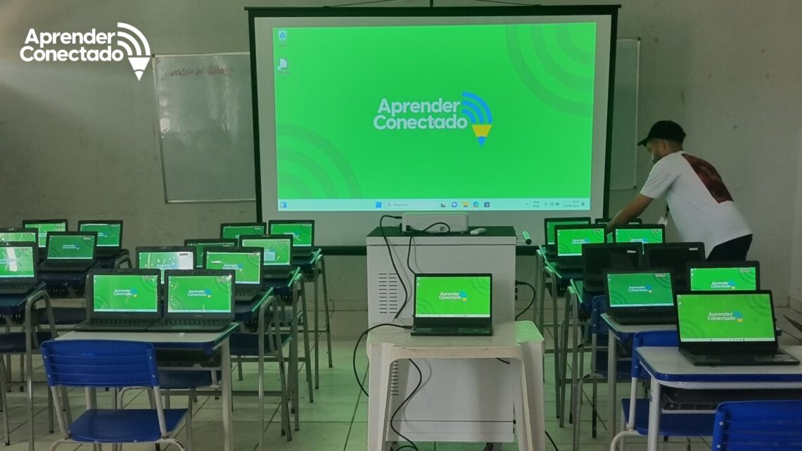 Goiás tem quase 2,5 mil alunos de escolas públicas beneficiados com a conclusão do projeto piloto do Aprender Conectado