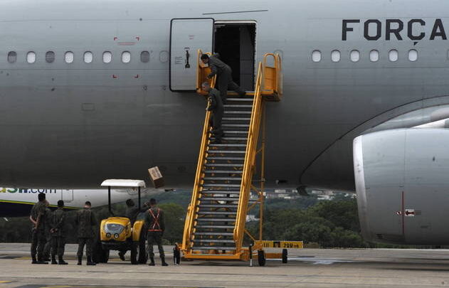 Avião que vai resgatar brasileiros na Faixa de Gaza chega ao Egito; veja detalhes