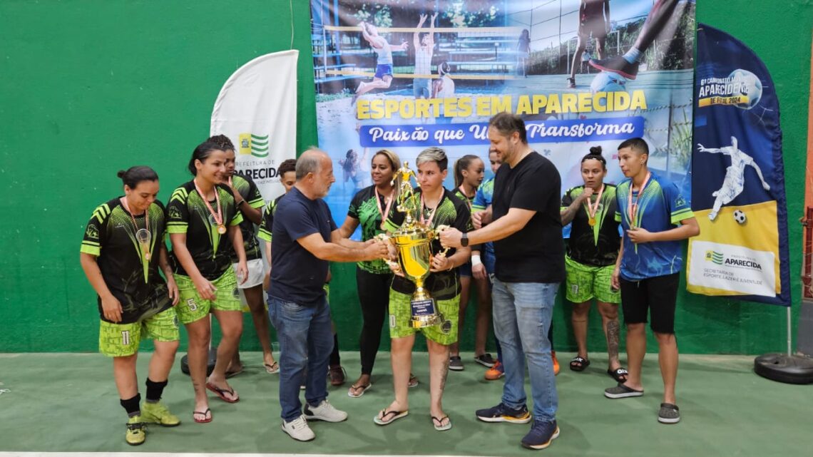 Savage e Mônaco são campeões municipais de futsal