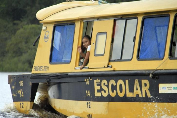 MEC repassa R$ 35,2 milhões adicionais para custear transporte escolar por barcos