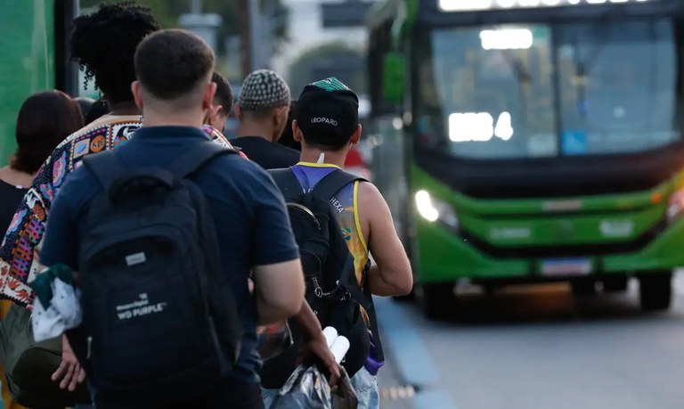 Governo Federal publica MP que libera recursos retidos do saque-aniversário para trabalhadores demitidos