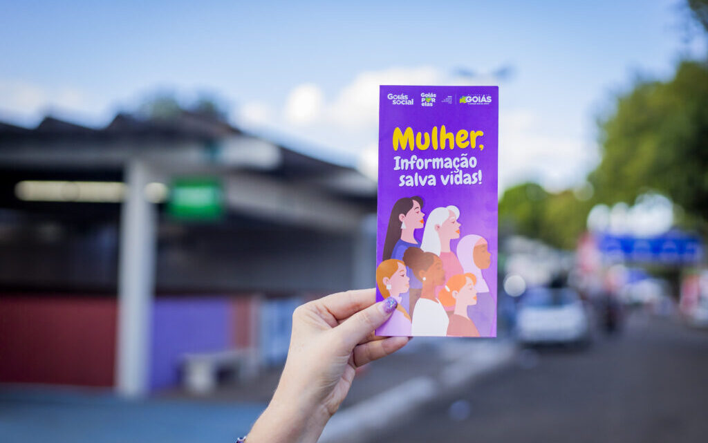 Ônibus Lilás orienta mulheres durante 78ª Exposição Agropecuária de Goiás Ônibus Lilás orienta mulheres durante 78ª Exposição Agropecuária de Goiás
