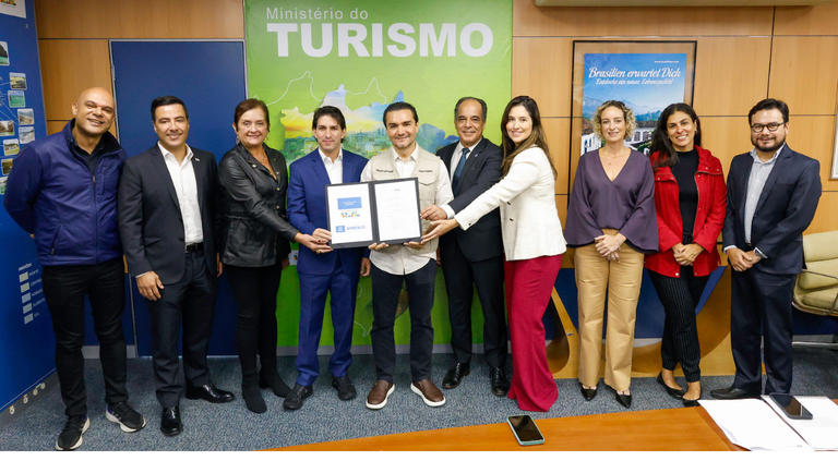 Ministério do Turismo e Unesco anunciam edital para fomentar empreendimentos turísticos sustentáveis Ministério do Turismo e Unesco anunciam edital para fomentar empreendimentos turísticos sustentáveis