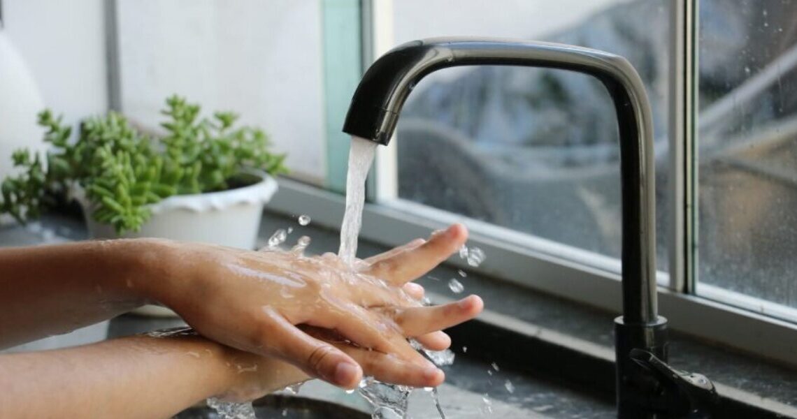 Quem negocia, economiza! Saneago negocia débitos até 30 de novembro