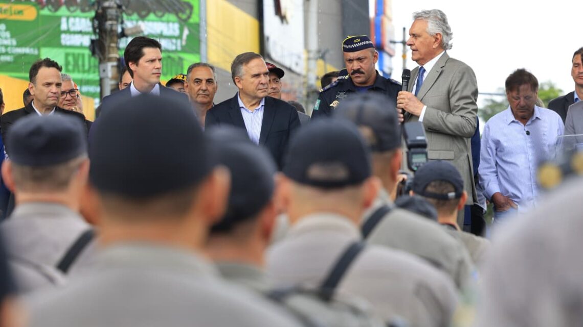 Com reforço de helicóptero, começa a Operação Natal Seguro