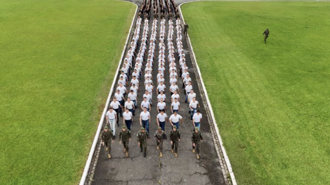 Serviço Militar Inicial 2027: alistamento para homens e mulheres está disponível