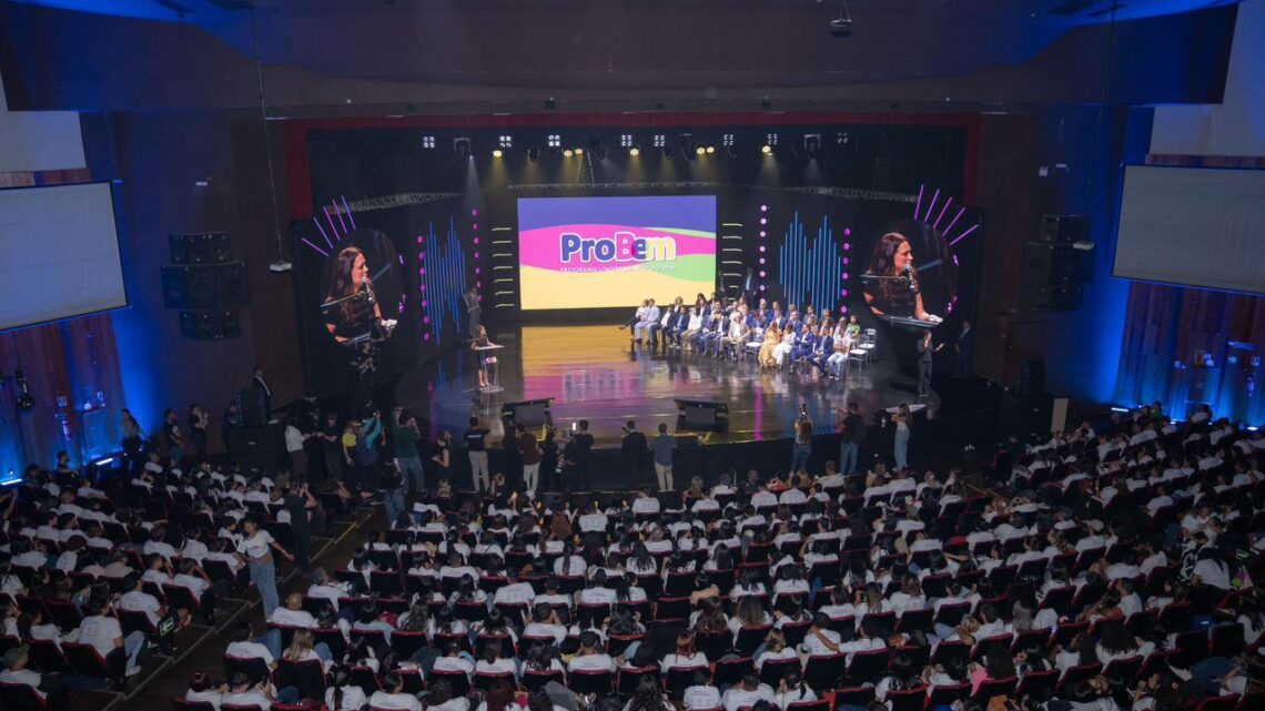 Goiás investe em formação profissional e celebra entrada de cinco mil novos alunos no ProBem