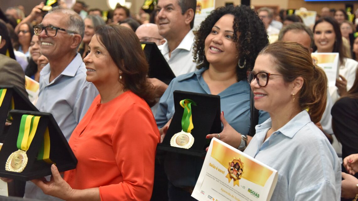 Aparecida é reconhecida pelo Governo de Goiás por Selo Ouro na alfabetização