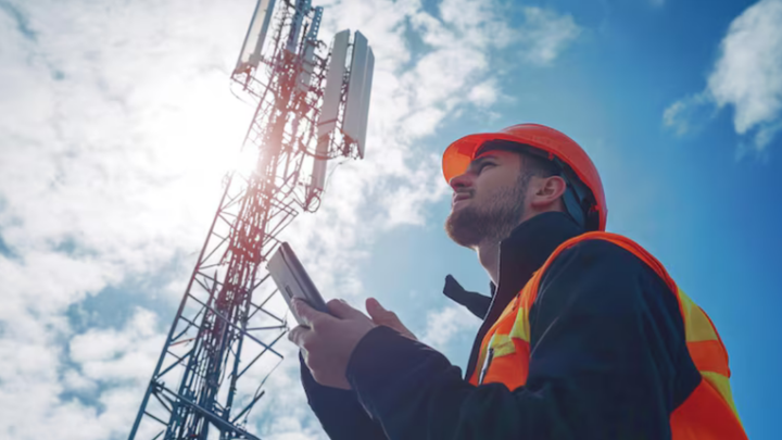 Número de empregos em telecomunicações cresce 52% em março, segundo Caged