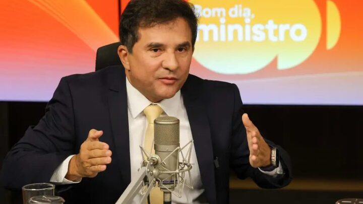 Maior legado da Copa do Mundo Feminina é incluir mais meninas jogando futebol, afirma ministro