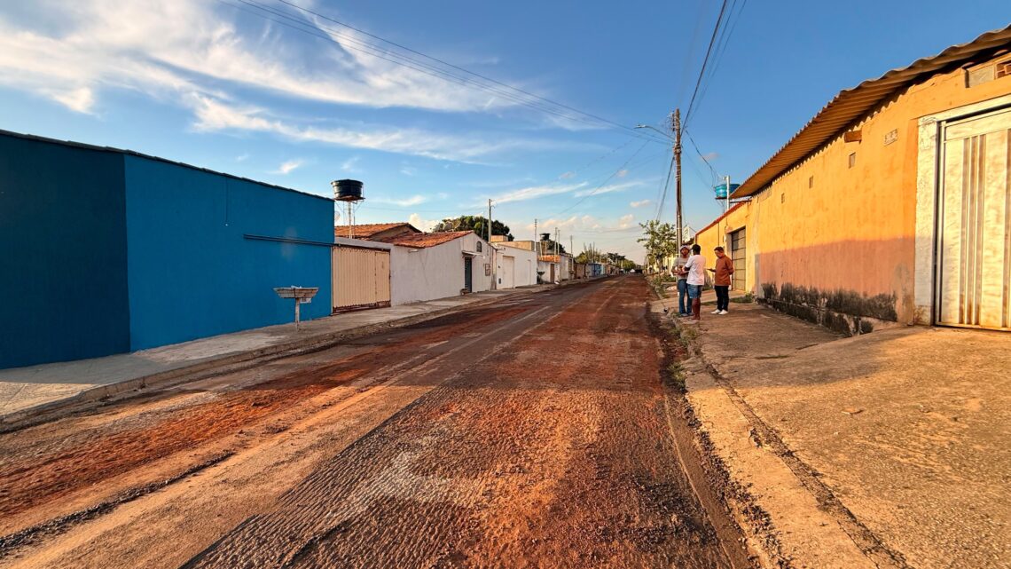 Prefeitura de Aparecida avança em mais frentes de recapeamento no Madre Germana