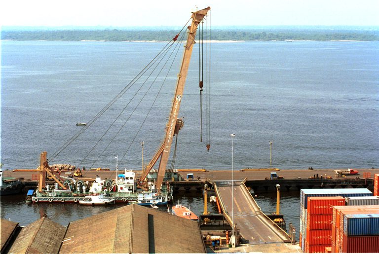 Hidrovias garantem transporte, abastecimento e acesso a serviços essenciais em comunidades isoladas do Brasil