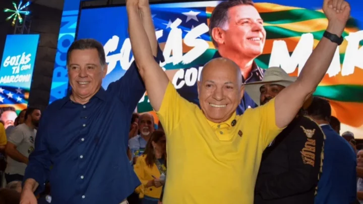 Professor Alcides reúne mais de 3 mil pessoas em primeiro grande comício da campanha em Aparecida